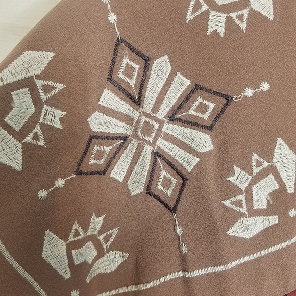 Logo by Lori Goldstein color block embroidered beaded blouse - Picture 6 of 13